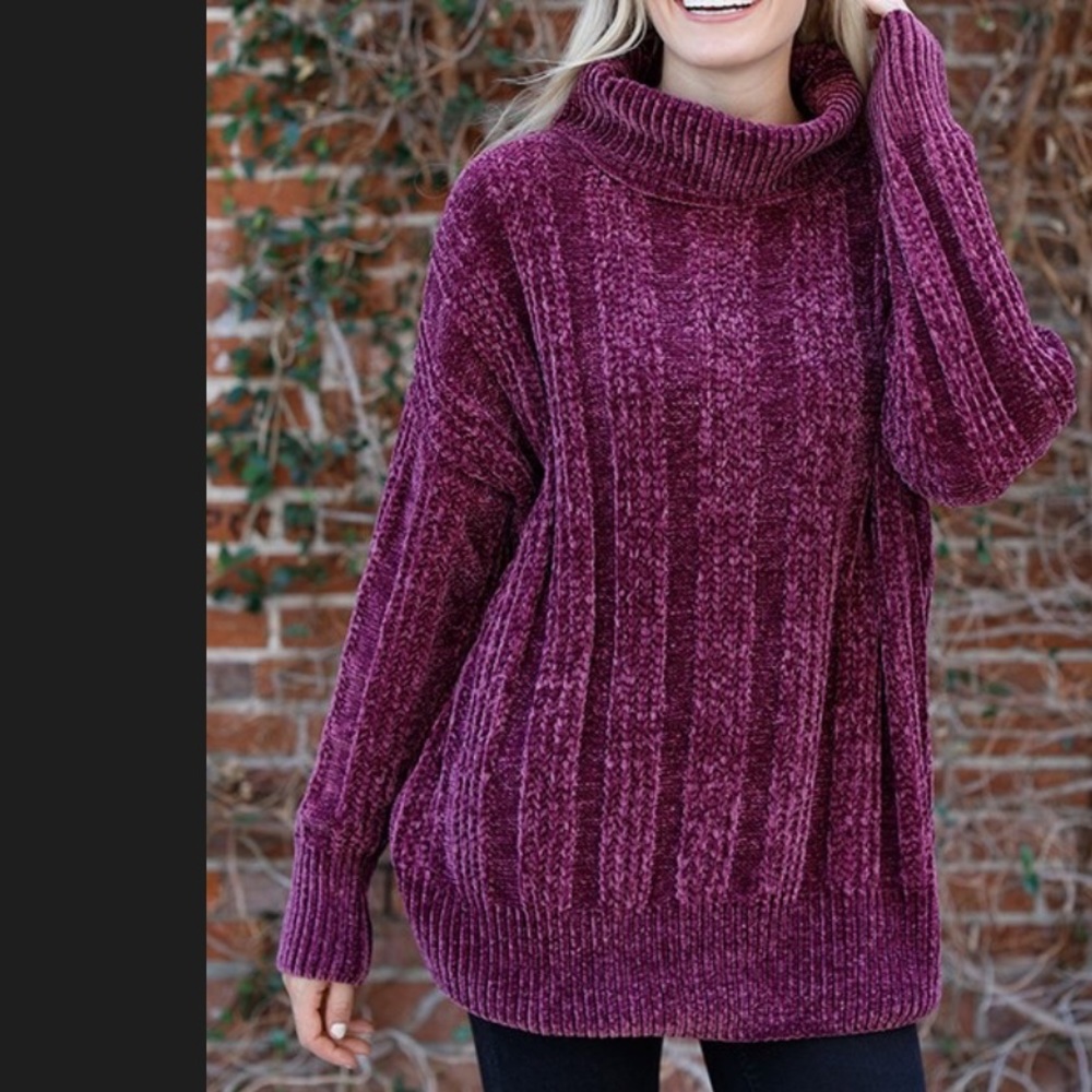 Plum pleasure Sweater